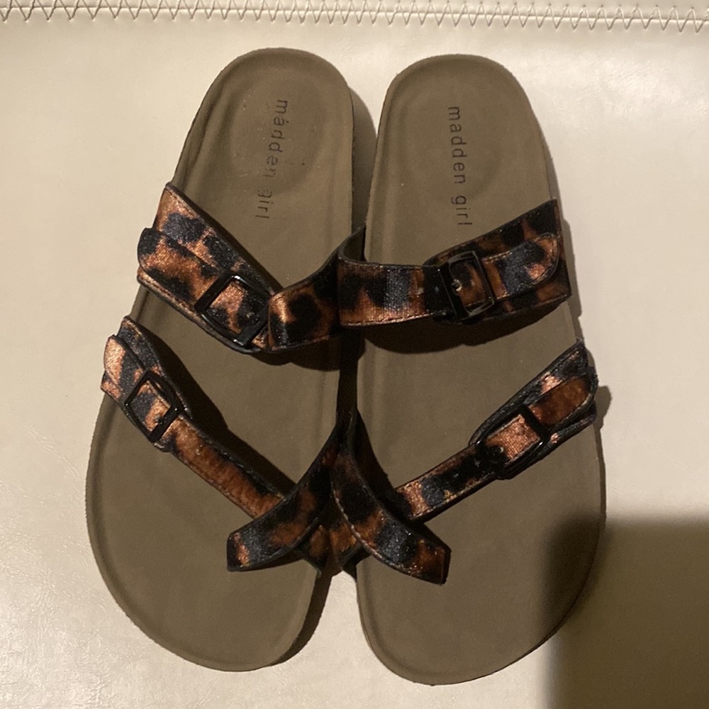 Madden Girl Animal Print Sandals NEW - Picture 2 of 10
